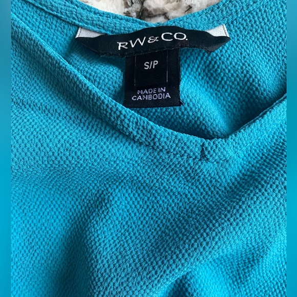 Women’s RW&CO jumpsuit. Small - Picture 4 of 4